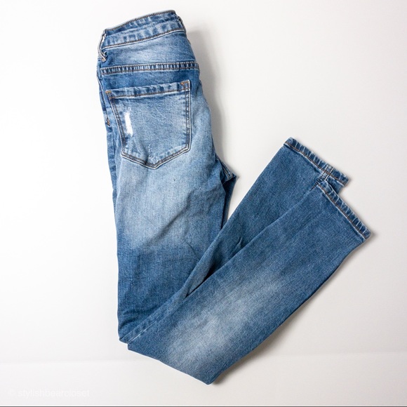 Forever 21 Distressed Skinny Jeans with Patches - Picture 4 of 5